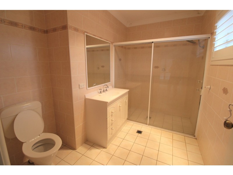 15 Barwidgee Boulevard, Darlington Point NSW 2706