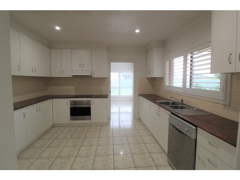 15 Barwidgee Boulevard, Darlington Point NSW 2706