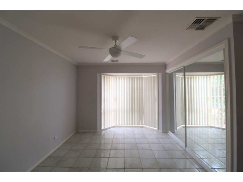 22 Albion Grove, Griffith NSW 2680