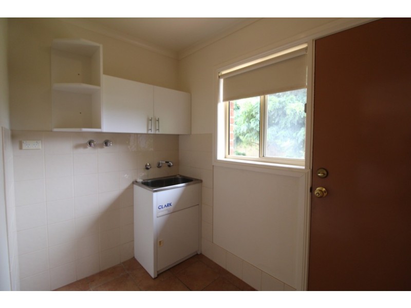 22 Albion Grove, Griffith NSW 2680