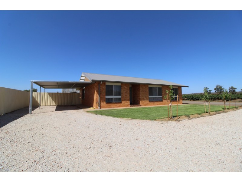 611 Bilbul Road, Griffith NSW 2680