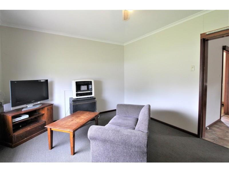 6 Bellbird Street, Coleambally NSW 2707