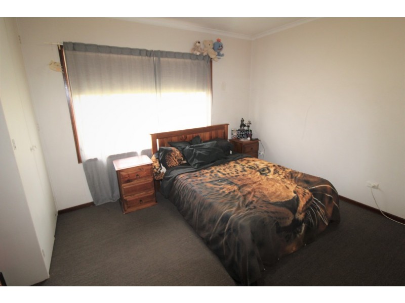 6 Bellbird Street, Coleambally NSW 2707