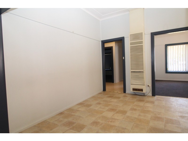 52 Erskine Road, Griffith NSW 2680