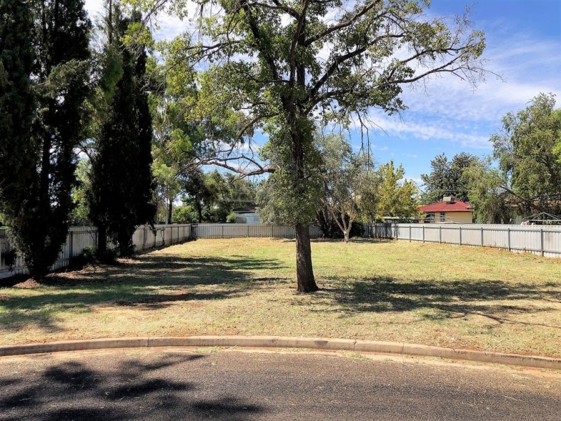 8 Porter Place, Griffith NSW 2680
