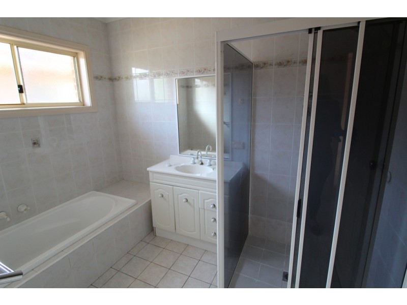 5/36-38 Griffin Avenue, Griffith NSW 2680