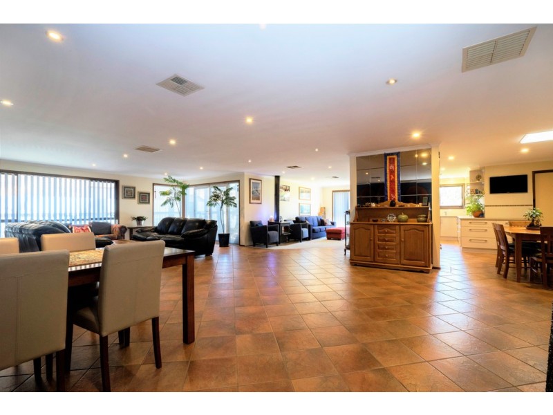 27 Sanders Street, Griffith NSW 2680