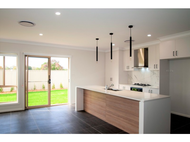 35 Lanza Grove, Griffith NSW 2680