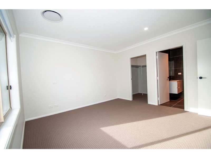 35 Lanza Grove, Griffith NSW 2680