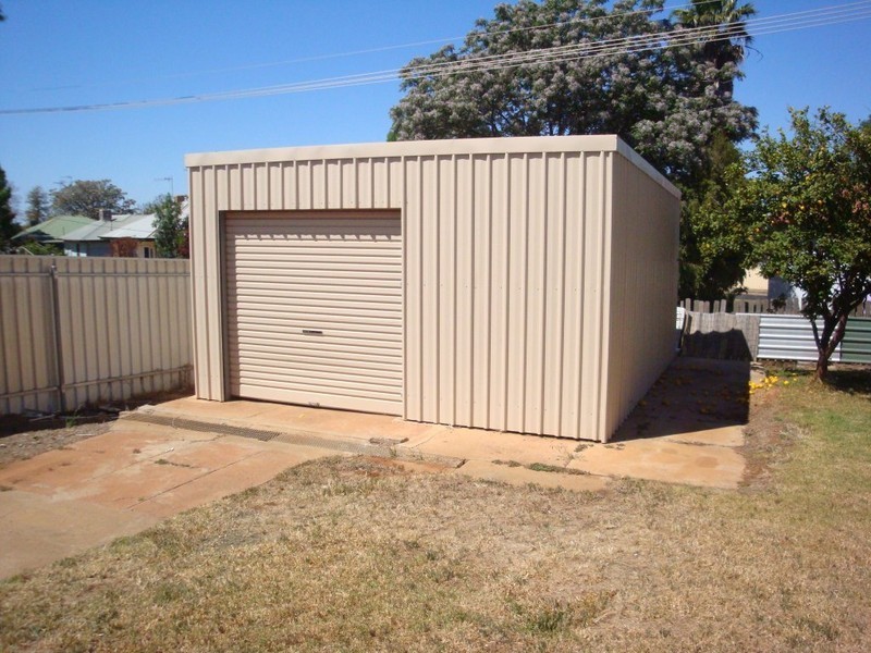 3 McNabb Crescent, Griffith NSW 2680