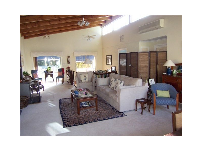 18 Stock Street, Darlington Point NSW 2706