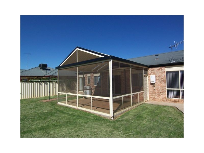 3 Altina Court, Yoogali NSW 2680