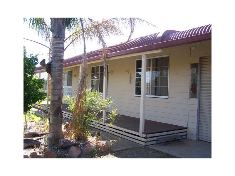 31 Currawong Crescent, Coleambally NSW 2707