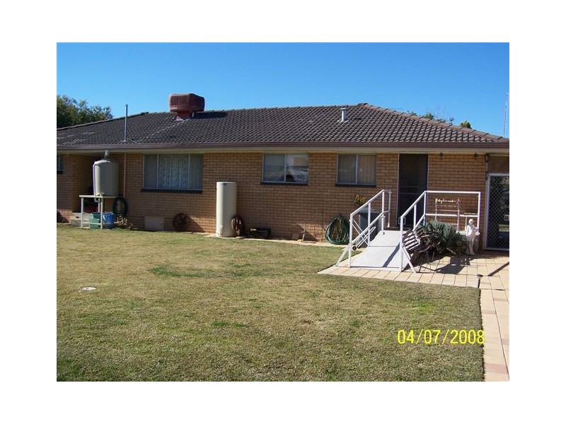 10 Bellbird Street, Coleambally NSW 2707