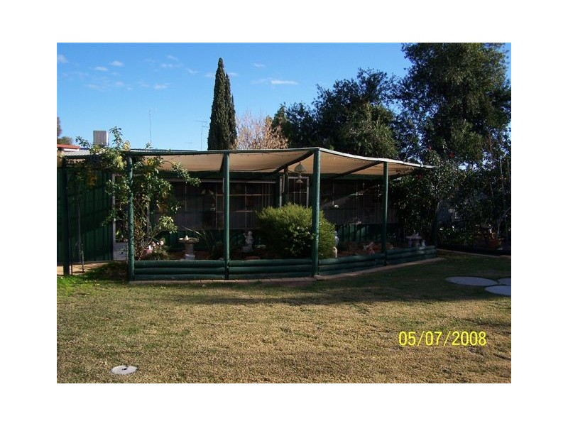 10 Bellbird Street, Coleambally NSW 2707