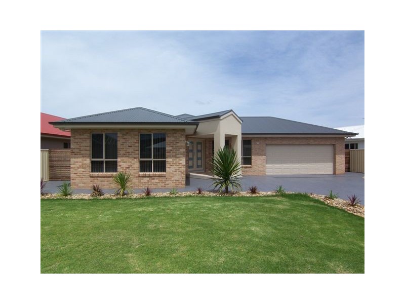 34 Brooks Street, Griffith NSW 2680