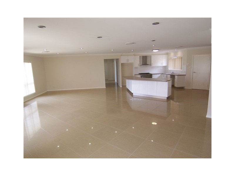 34 Brooks Street, Griffith NSW 2680