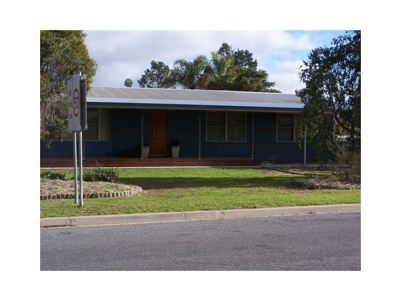 20 Currawong Crescent, Coleambally NSW 2707