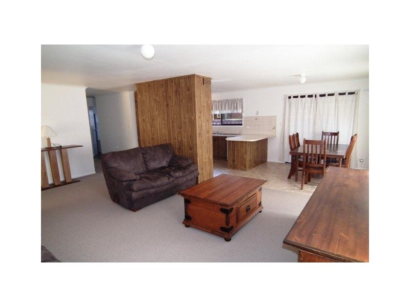 8 Chilvers Place, Griffith NSW 2680