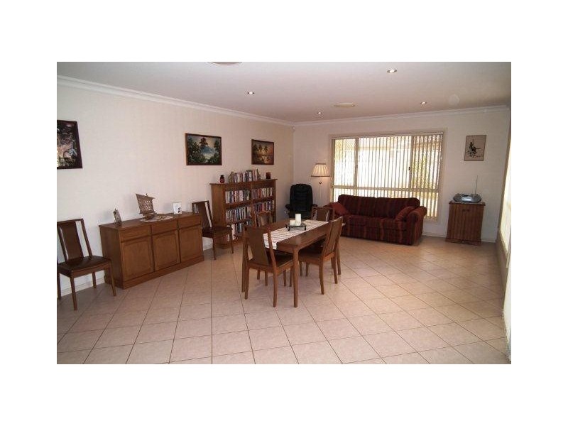 14 Ballestrin Street, Griffith NSW 2680