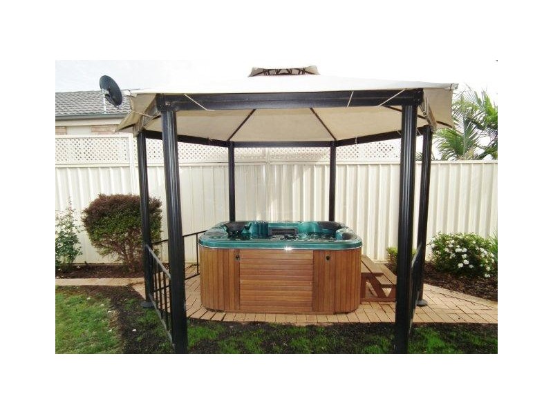 14 Ballestrin Street, Griffith NSW 2680