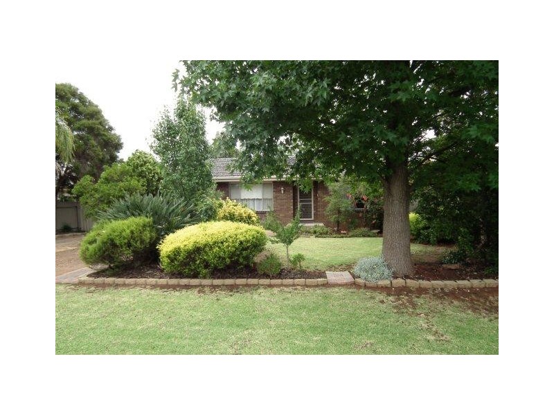 65 Erskine Road, Griffith NSW 2680