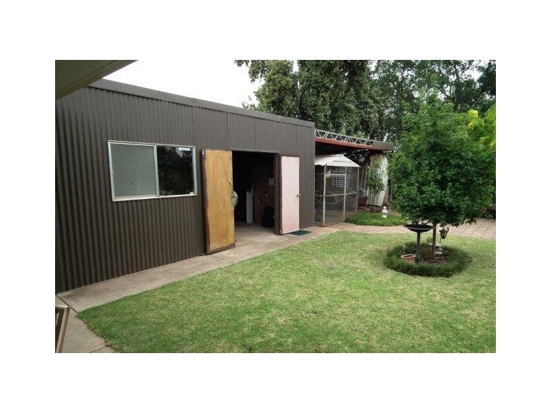 65 Erskine Road, Griffith NSW 2680