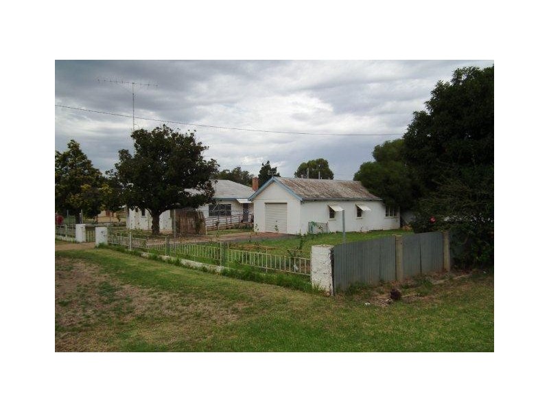 7 Kooba Street, Griffith NSW 2680