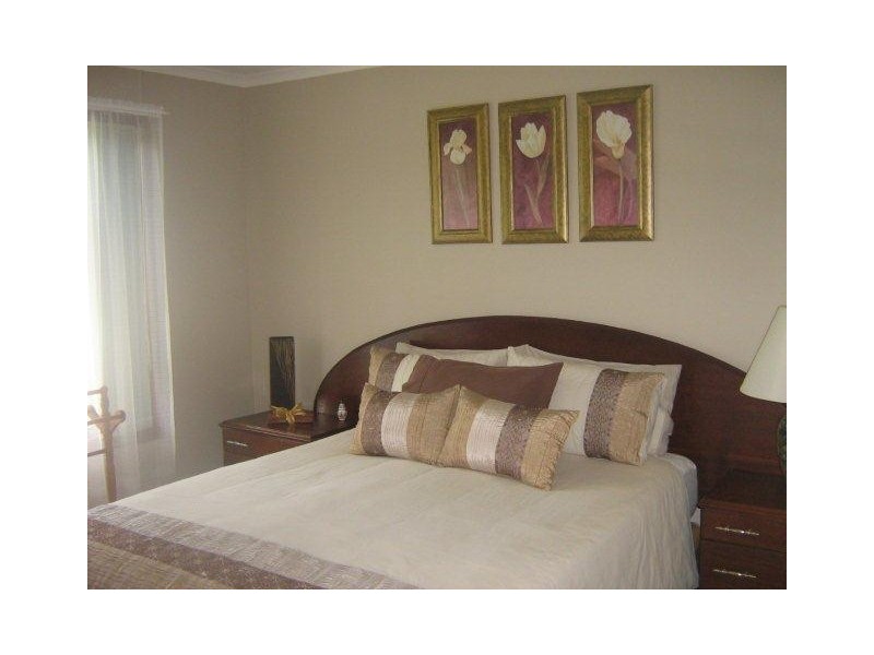 66 Burns Street, Hillston NSW 2675