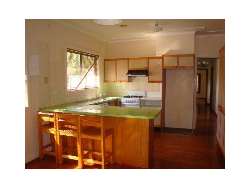 39 Gordon Avenue, Griffith NSW 2680