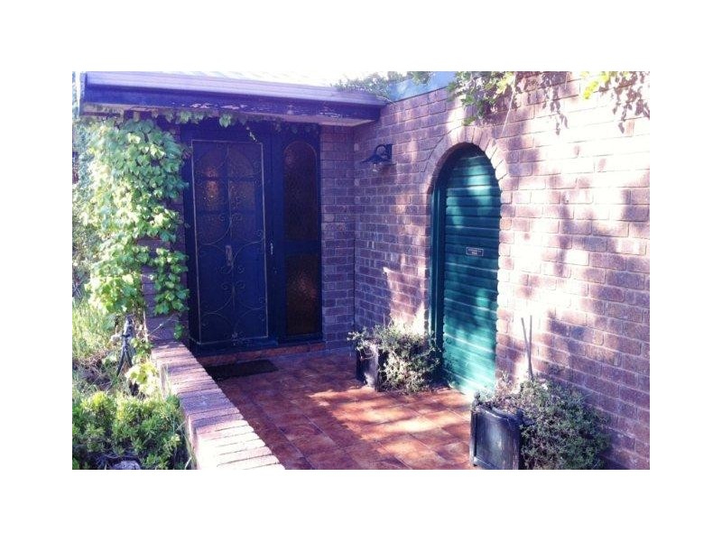 6-8 Moore Street, Hillston NSW 2675