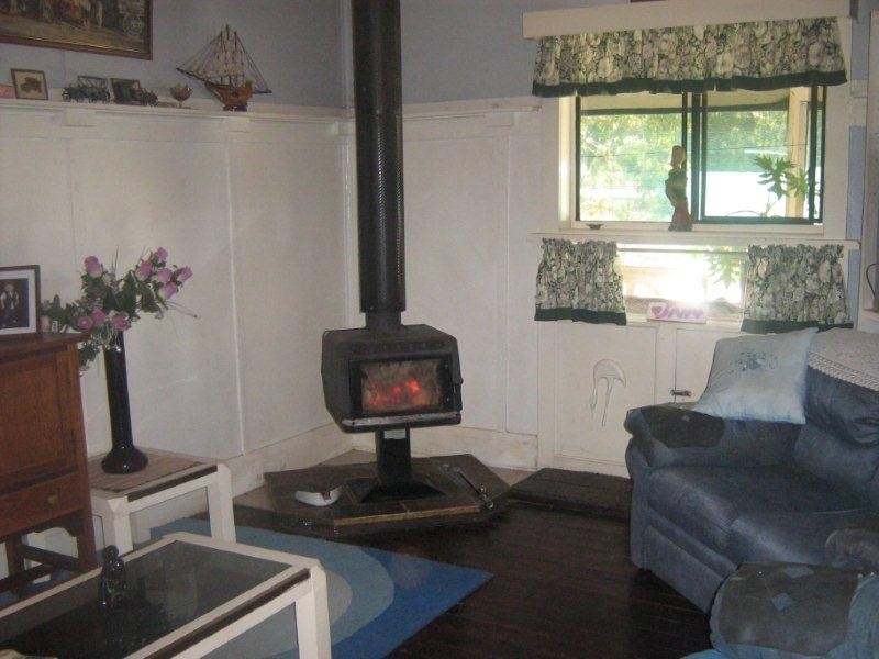 65-65A Moore Street, Hillston NSW 2675