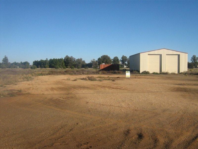 43-47 Collins Street, Hillston NSW 2675