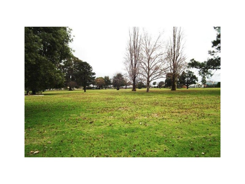 8 Konoa Street, Griffith NSW 2680