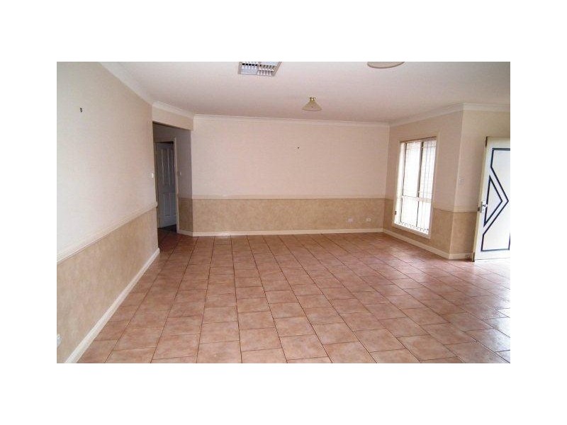 25 Dickson Road, Griffith NSW 2680