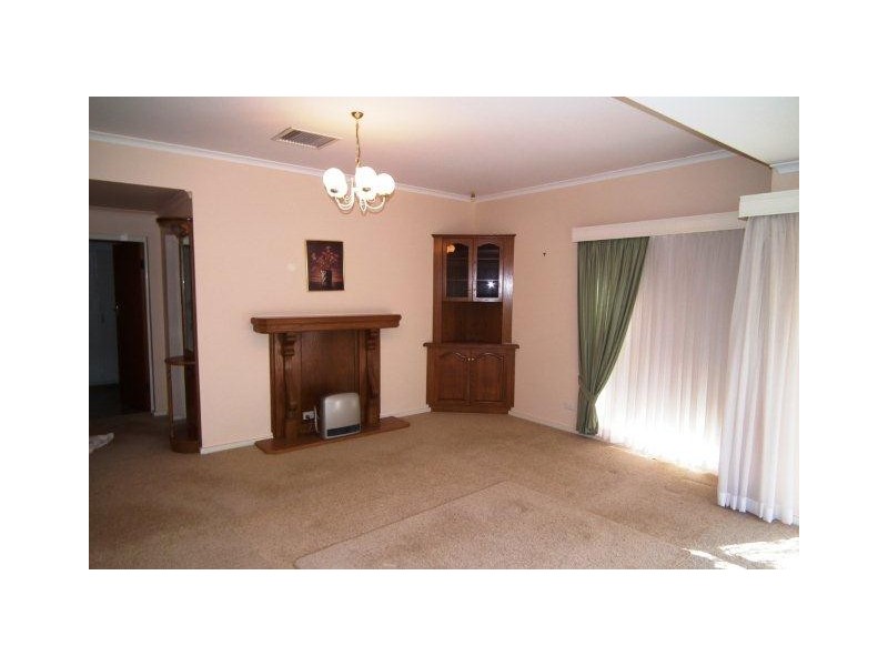 15 Ortella Street, Griffith NSW 2680