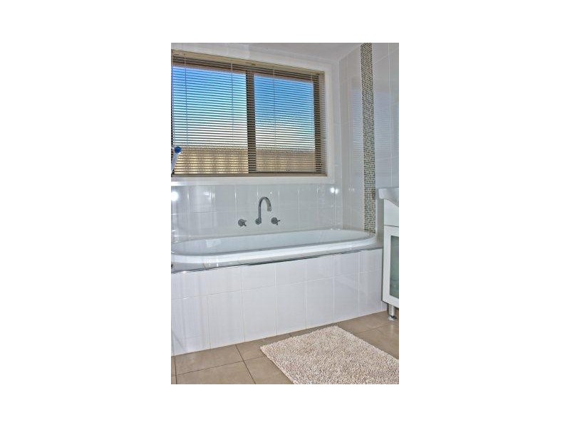 57 Hillam Drive, Griffith NSW 2680