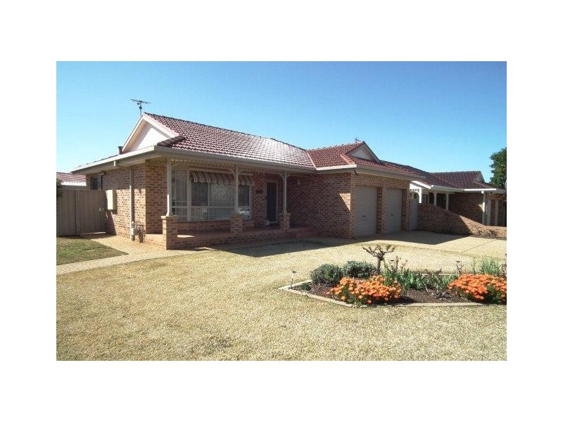 1/11 Nicholls Street, Griffith NSW 2680