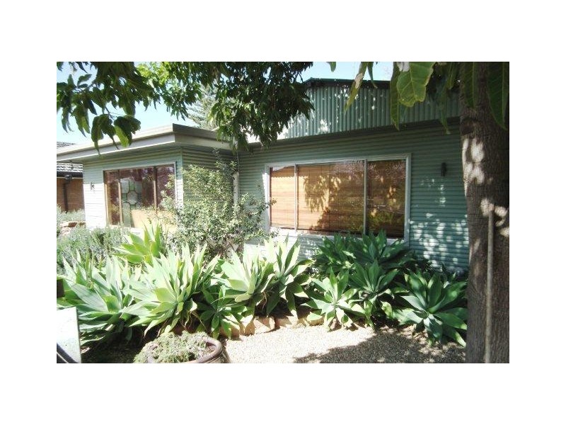 41 Langley Crescent, Griffith NSW 2680