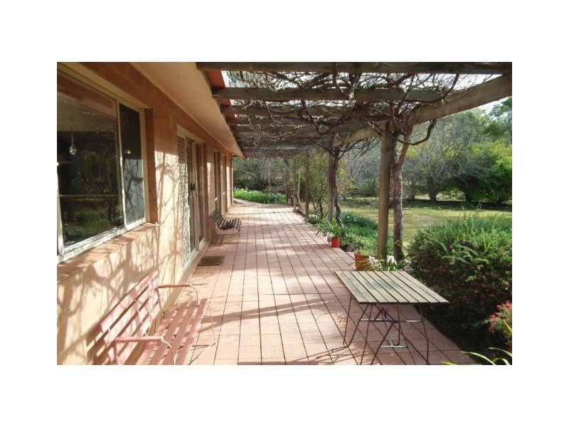 1537 Rankins Springs Road, Beelbangera NSW 2680