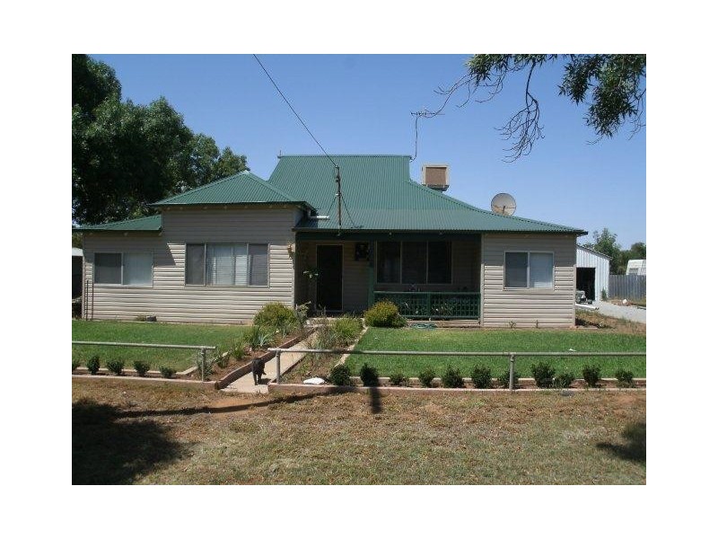 26 Wilga Street, Barellan NSW 2665