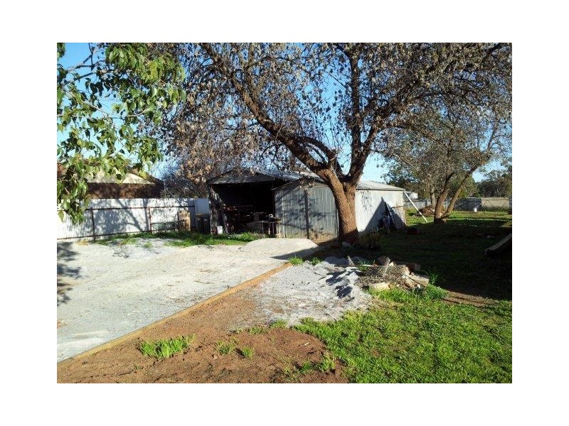 26 Wilga Street, Barellan NSW 2665