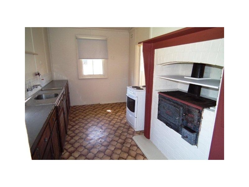 209 Wakaden Street, Griffith NSW 2680