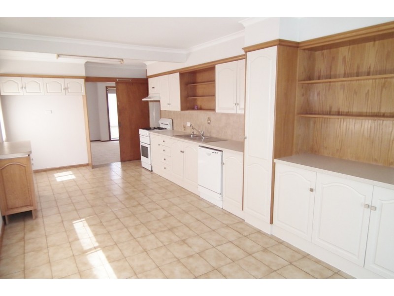 18 Marcus Street, Griffith NSW 2680