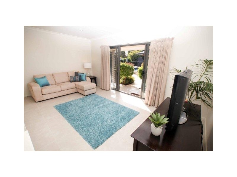 4 Melville Crescent, Yoogali NSW 2680