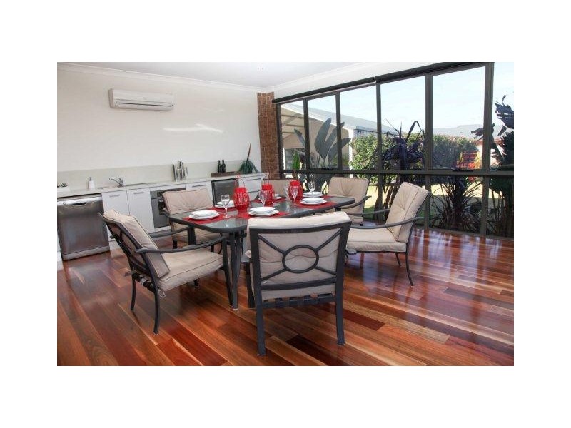 4 Melville Crescent, Yoogali NSW 2680