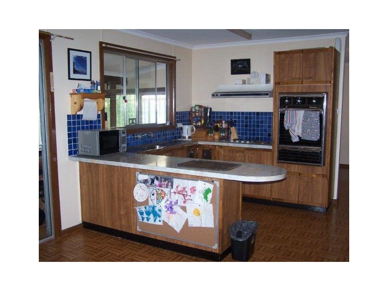 11 Willaroo Street, Coleambally NSW 2707