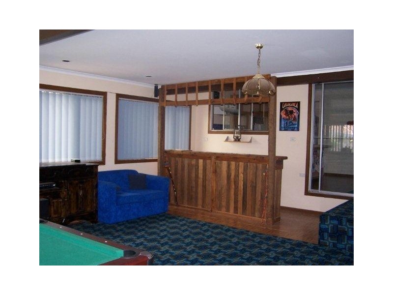 11 Willaroo Street, Coleambally NSW 2707