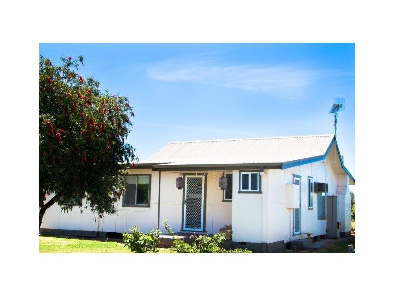 2243 Curran Road, Yenda NSW 2681