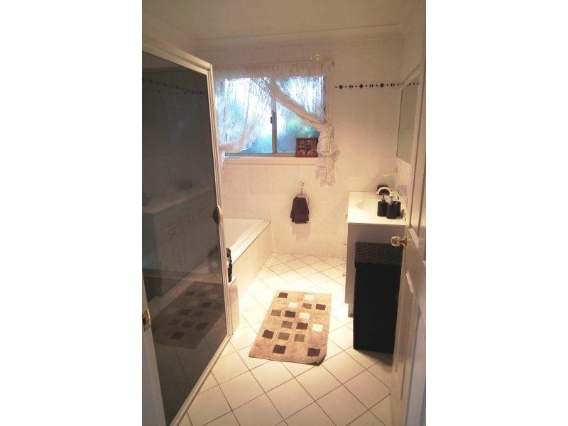 18A and 18B Robrick Close, Griffith NSW 2680